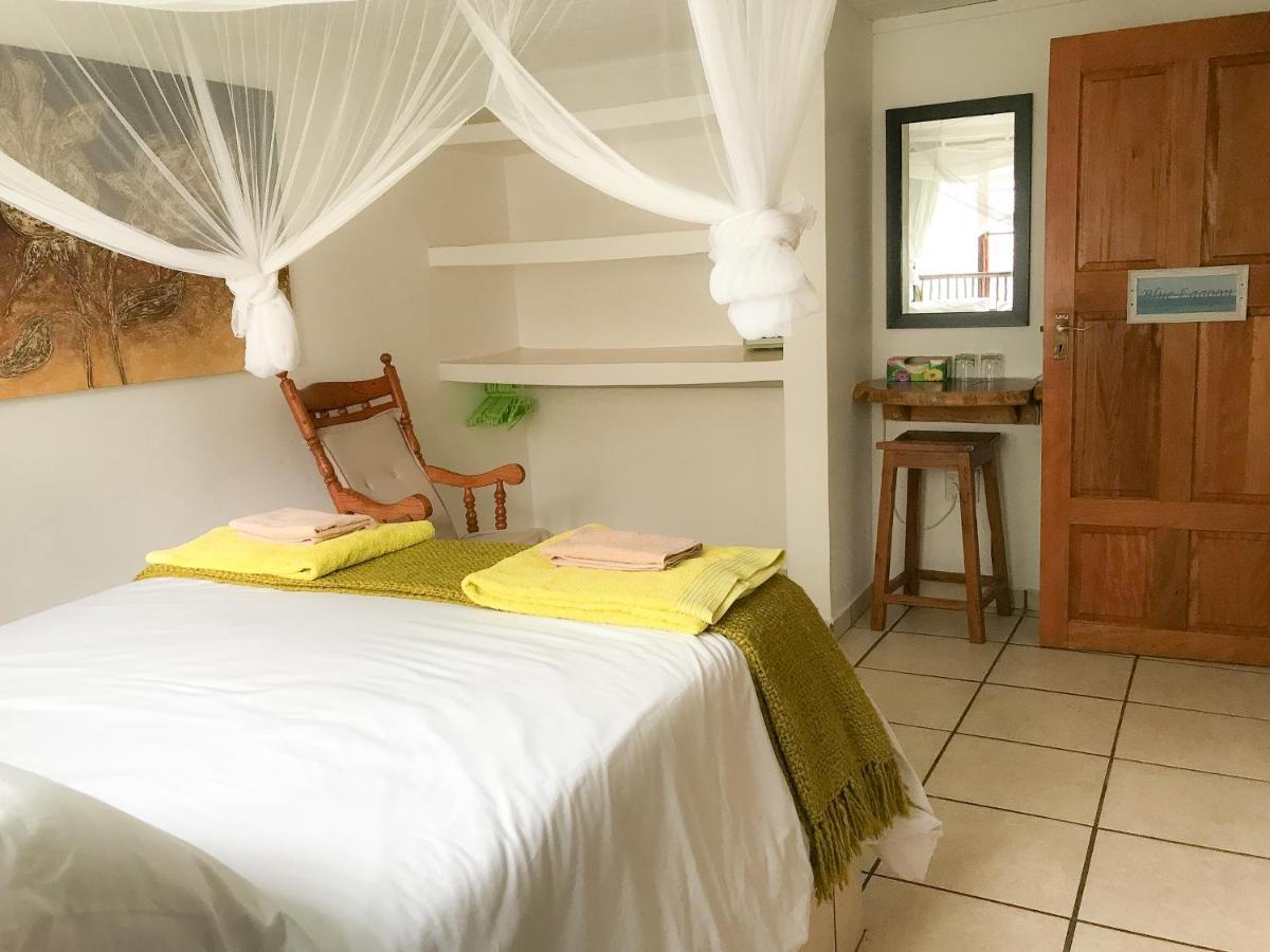 C-Mew Guest House Tofo Exterior photo